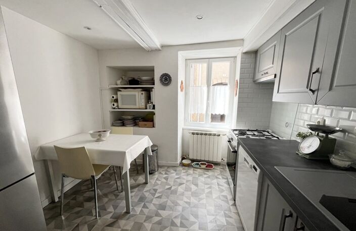 Maison de ville de 4 pièces principales — photo 2