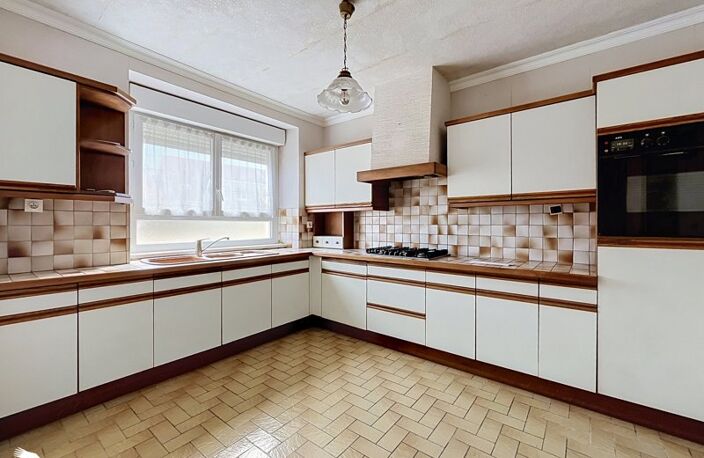Maison en pierre de 4 pièces principales — photo 2