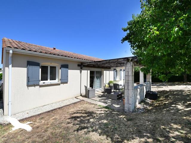 Maison proposé à Roullet-Saint-Estèphe