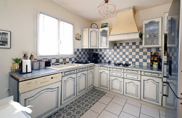Contemporaine de 5 pièces principales — photo 4
