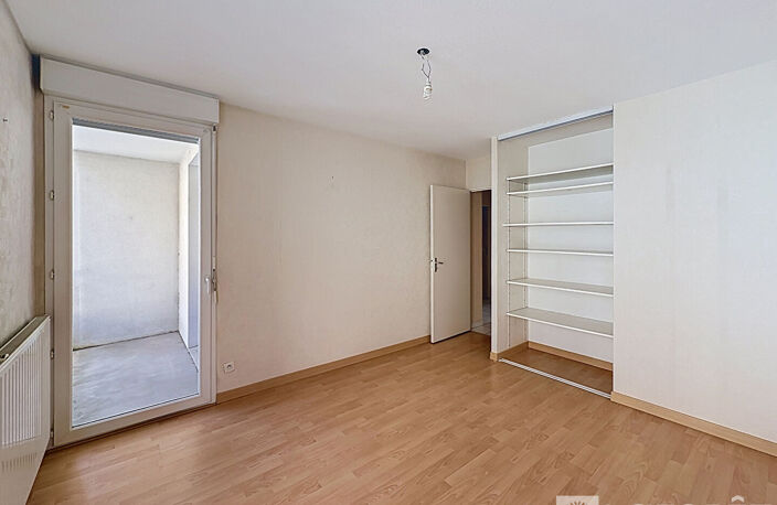 Appartement Voiron 4 pièce(s) 100.4 m2 — photo 5