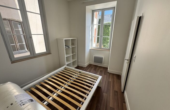 LOCATION T1 BIS SEMI MEUBLE RODEZ SANS FRAIS D'AGENCE — photo 4