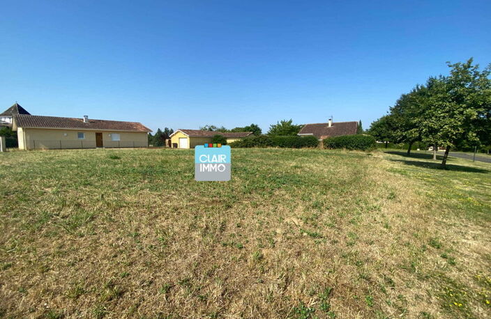 Terrain constructible de 977 m²  Cazaubon (Gers) — photo 2