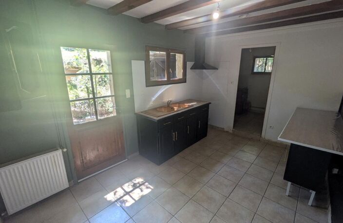 Maison à louer avec terrain et garage — photo 5