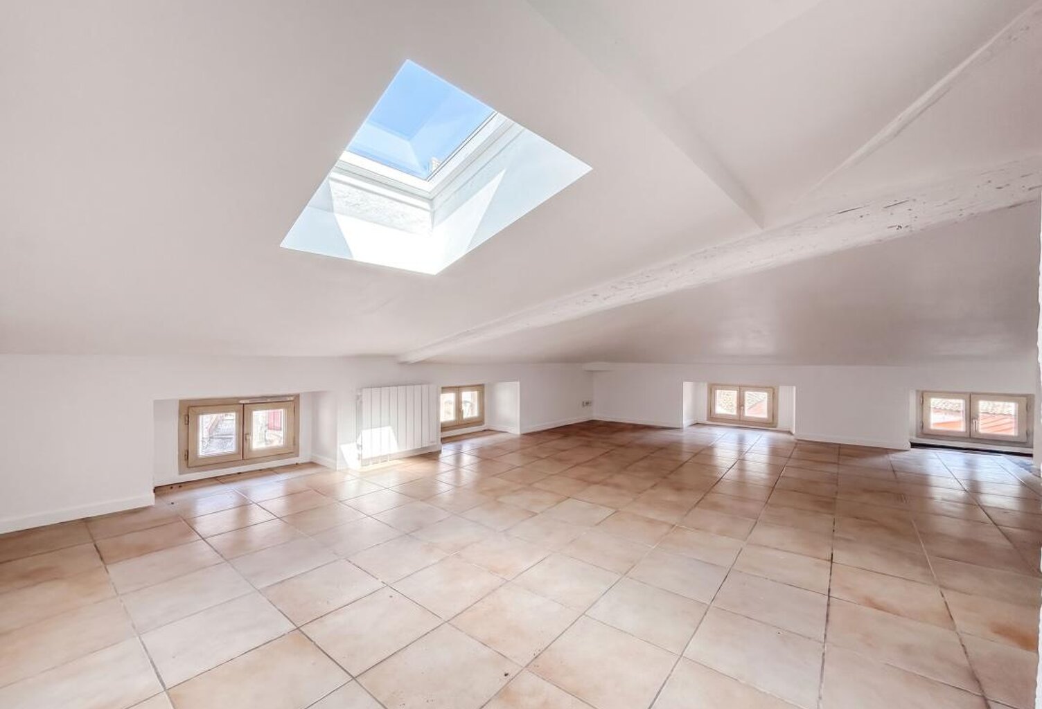 LUCERAM appartement à vendre 3 pièces dernier étage — photo 1