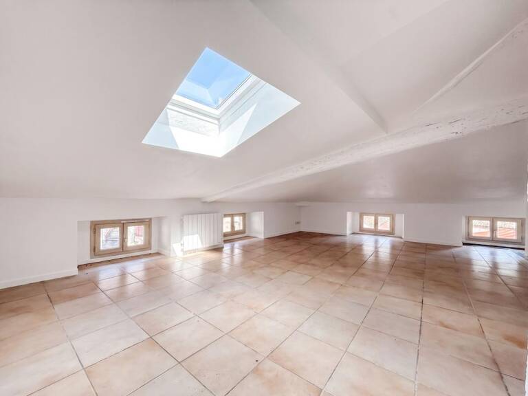 LUCERAM appartement à vendre 3 pièces dernier étage — photo 1
