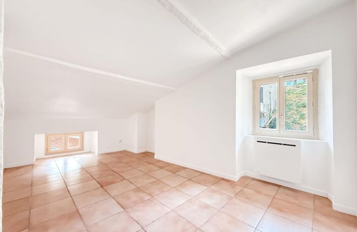 LUCERAM appartement à vendre 3 pièces dernier étage — photo 5
