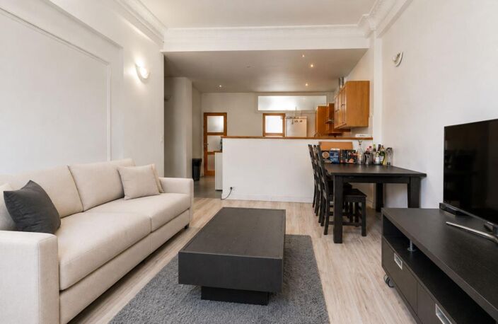 Appartement À Vendre — photo 2