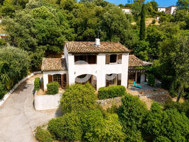 AURIBEAU SUR SIAGNE - SANS VIS A VIS - 4 CHAMBRES - VERDURE — photo du bien