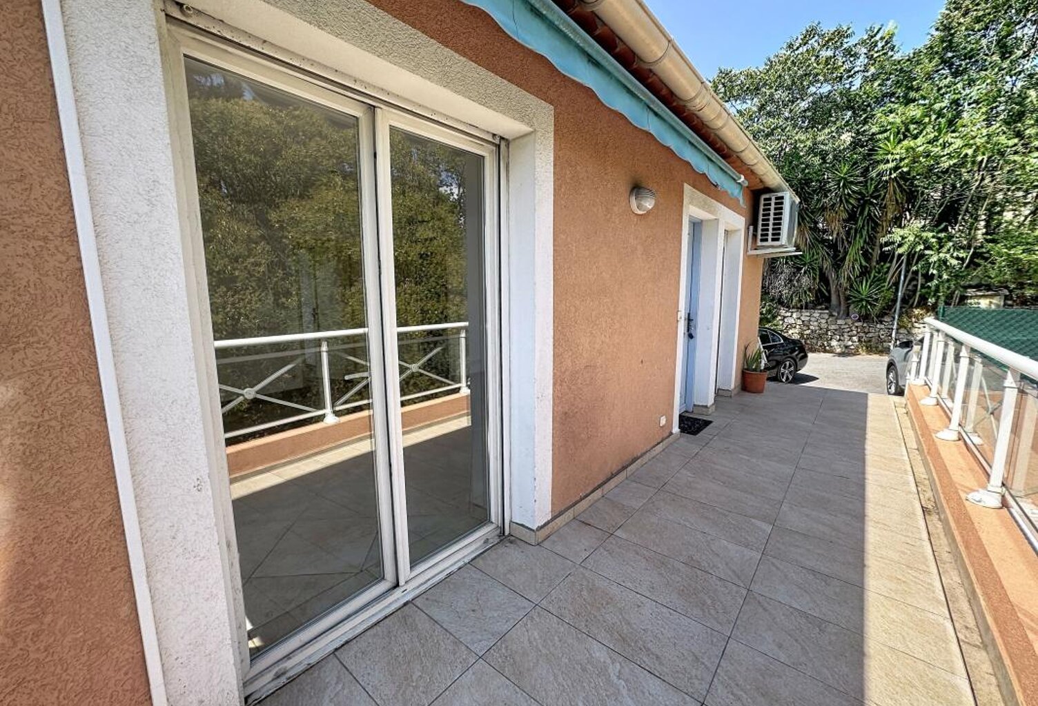 APPARTEMENT AVEC TERRASSE Secteur SAINT ANTOINE GASSE — photo 1