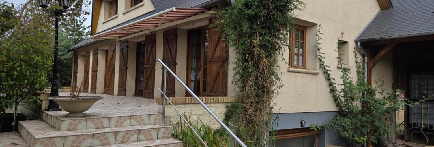 Maison 7 Pièces 145 m² à vendre à Saint-Léger-de-Rôtes (27300)