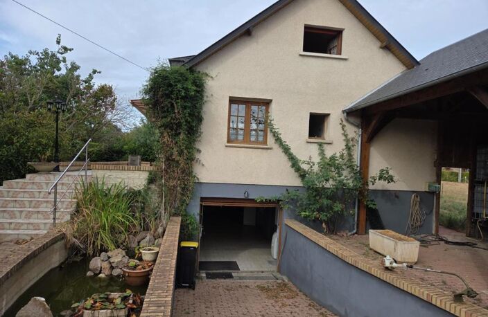 Maison de 145 M2 avec 5 chambres, grand sous-sol,  carport de 44 M2 et une dépendance de 40 M2 à SAINT LEGER DE RÔTES — photo 5