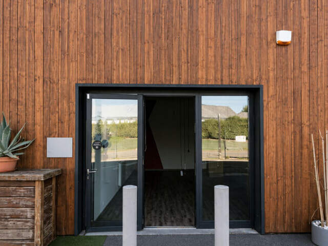À LOUER UREAU / CABINET AVEC ACCÈS DIRECT DEPUIS LE PARKING - SECTEUR CAVIGNAC — photo du bien