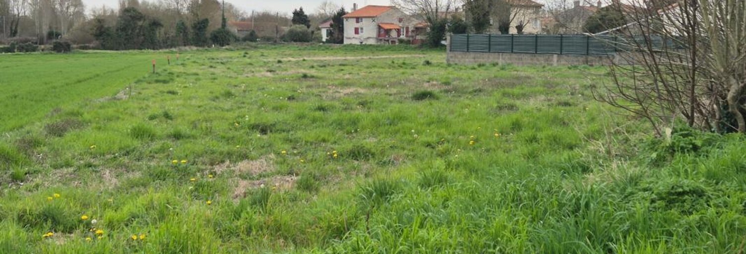 Terrain  1098 m² à vendre à Frontenay-Rohan-Rohan (79270)