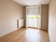 Saint-Cyr-sur-Loire – Bel appartement T3 lumineux avec ascensceur, garage, cave et balcon — photo 4