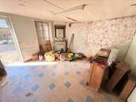 EN EXCLUSIVITE ! Ancienne petite ferme à restaurer 66m² avec dépandances terrain 2238m² 24500€ — photo 3