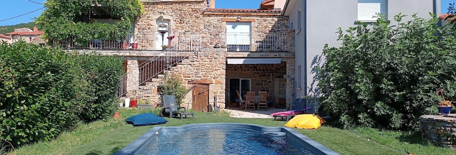 Maison 8 Pièces 258 m² à vendre à Saint-Babel (63500)