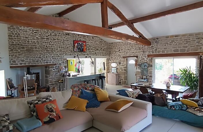 Maison avec vue et piscine, 6 chambres, à SAINT BABEL 63500 — photo 4