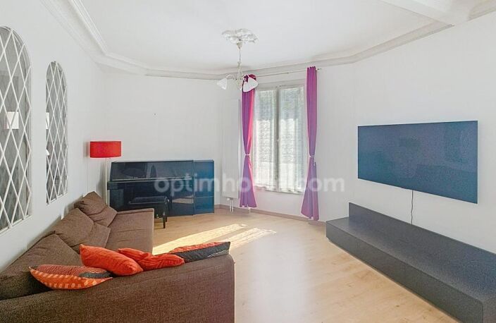 Maison 5 pièces avec jardin à louer à  POISSY (78) — photo 2