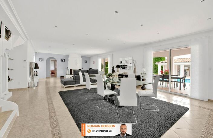 COUP DE CŒUR GARANTI : 285 m² DE PRESTATIONS HAUT DE GAMME, PISCINE CARRELÉE, POOL HOUSE ET INTIMITÉ TOTALE — photo 3