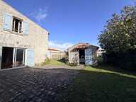 Sainte-Marie-de-Ré – Authentique maison rétaise en pierres, jardin clos et dépendance — photo 2