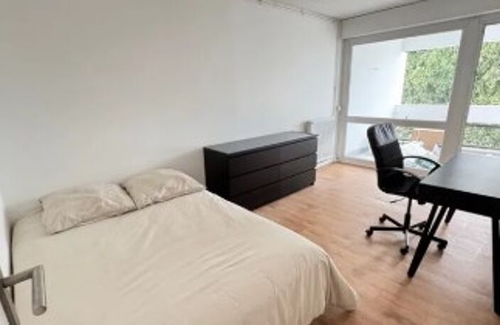 T4 — photo 3