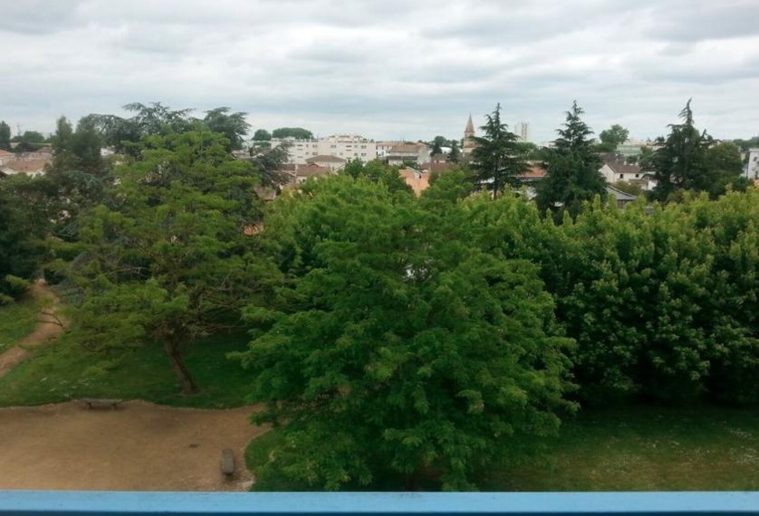 T4 — photo 1