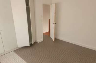 Appartement 3 pièces 1010 €