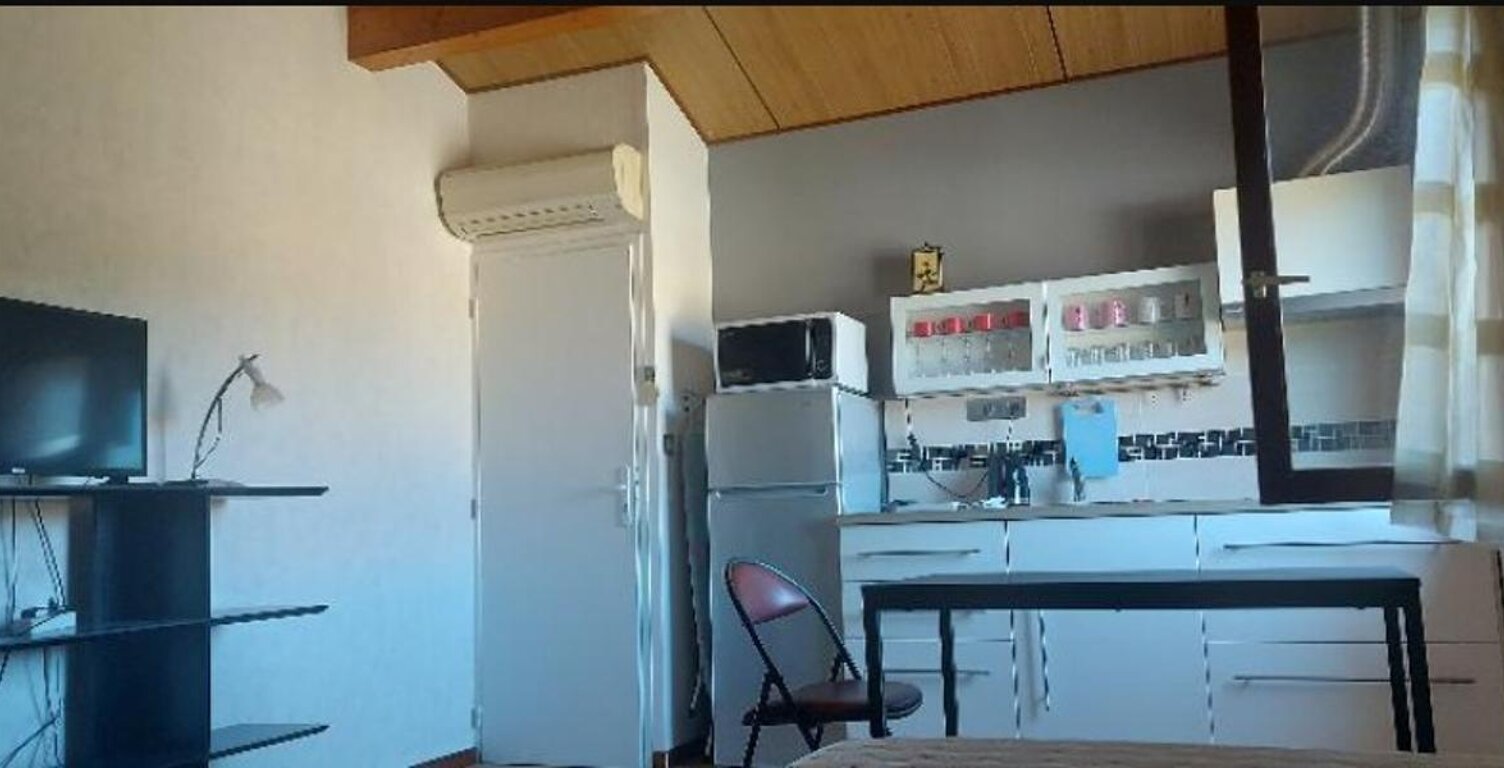 Studio — photo 1