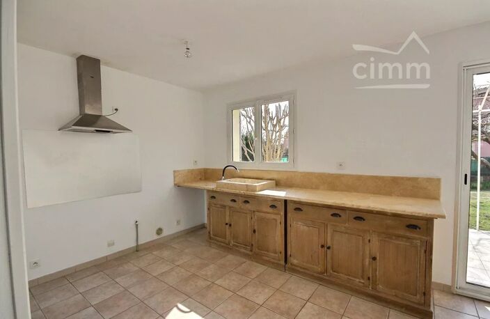 MAISON 3 chambres avec GARAGE  et  JARDIN — photo 2