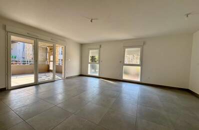 Appartement T4 neuf avec terrasse et garages — photo du bien