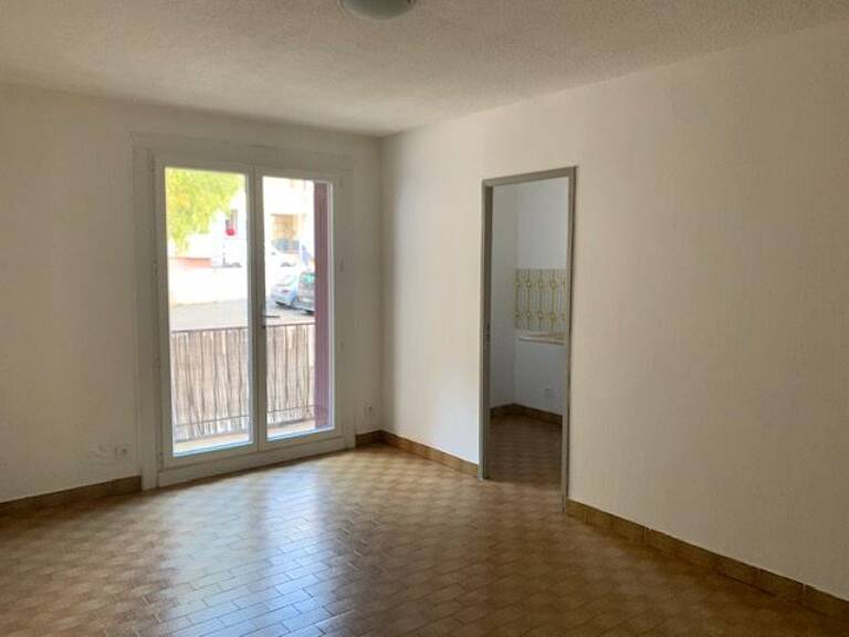 Studio 25,52 m2 balcon et place de parking — photo 1