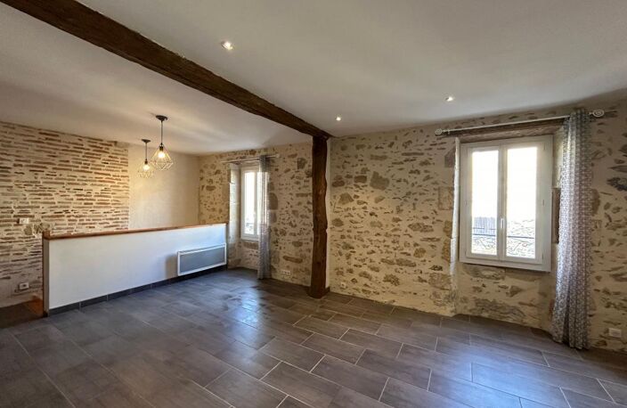 Appartement T3 en duplex  + bureau Geaune — photo 2