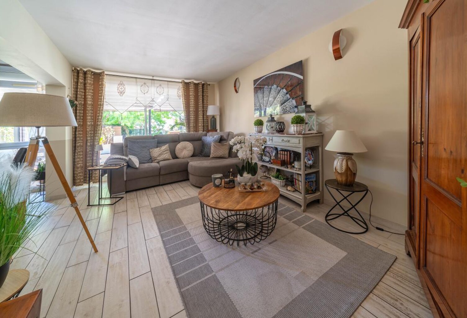 Appartement À Vendre — photo 1