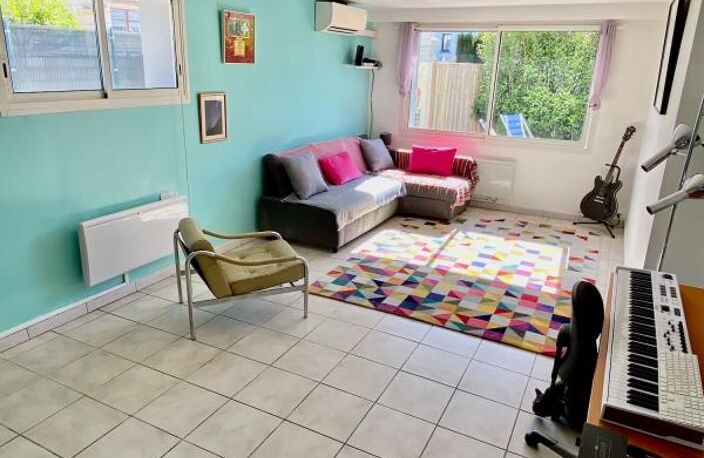 MAISON DE CHARME DE TYPE 5 PIECES 3 CHAMBRES AVEC JARDIN — photo 4