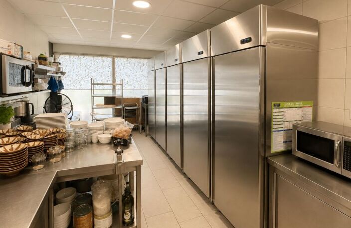A Vendre Fonds de Commerce de Restaurant Plage des Sablettes 83500 La Seyne sur Mer — photo 5