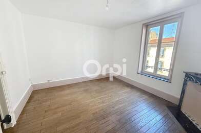 Appartement 1 pièces 490 €