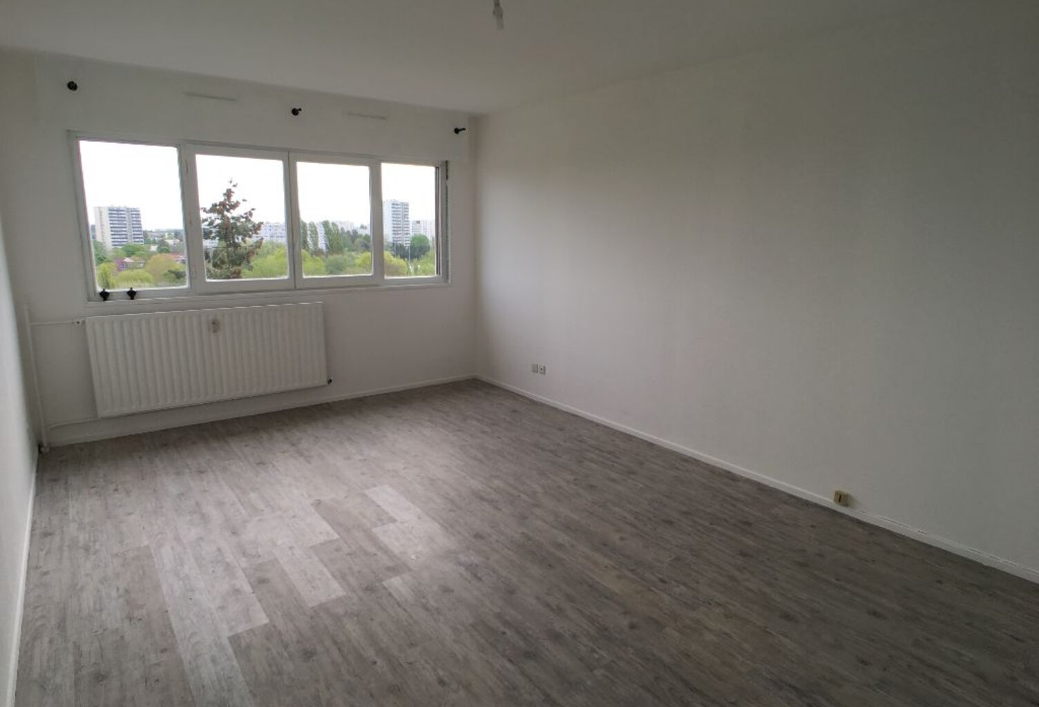 Appartement Vandoeuvre Les Nancy 2 pièce(s) 35.5 m2 + Parking — photo 1