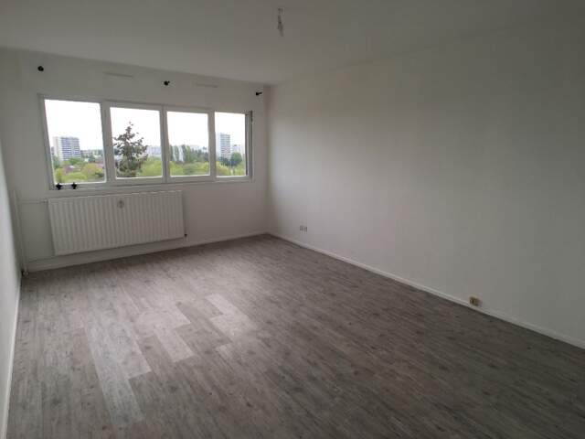 Appartement Vandoeuvre Les Nancy 2 pièce(s) 35.5 m2 + Parking — photo du bien