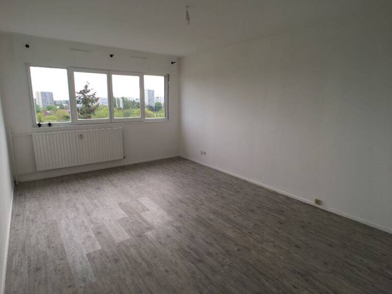Appartement Vandoeuvre Les Nancy 2 pièce(s) 35.5 m2 + Parking — photo 1