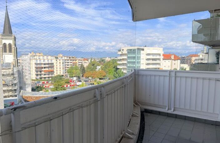 Annemasse centre – Grand T3 de 97 m² avec stationnements et cave — photo 2