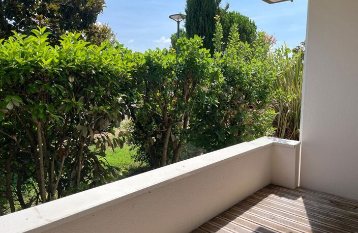 Appartement À Vendre — photo 2