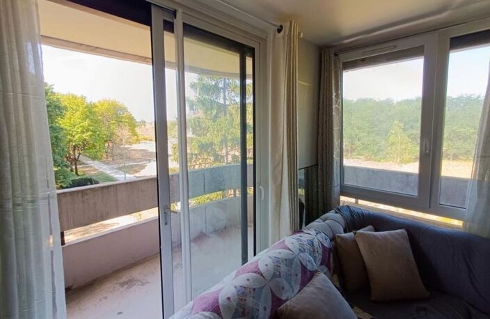 Appartement de 81m2 à louer sur Élancourt — photo 3