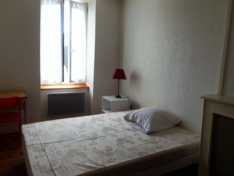 Appartement de 60m2 à louer sur Neuvic — photo 1