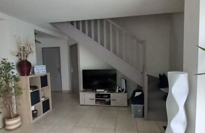 Maison de 125m2 à louer sur Rubelles — photo 3