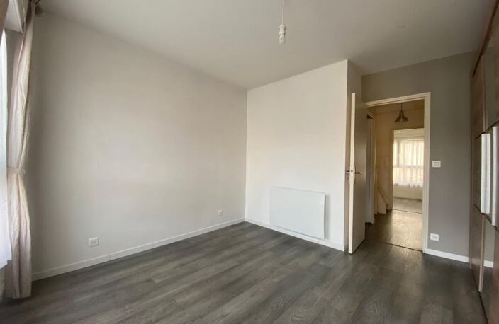 Appartement À Louer — photo 3