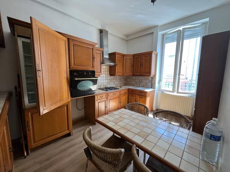 A louer, Studio Non Meublé sur Oullins — photo 1