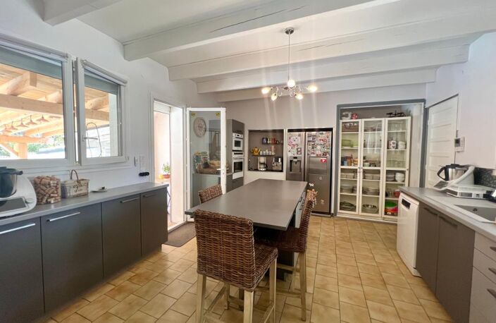 MAISON T5 JARDIN GARAGE ET PISCINE — photo 3