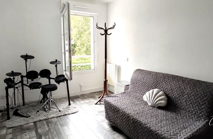 MARCHEPRIME – BEL APPARTEMENT 3 PIÈCES / 2 CHAMBRES AVEC GRAND BALCON — photo 5