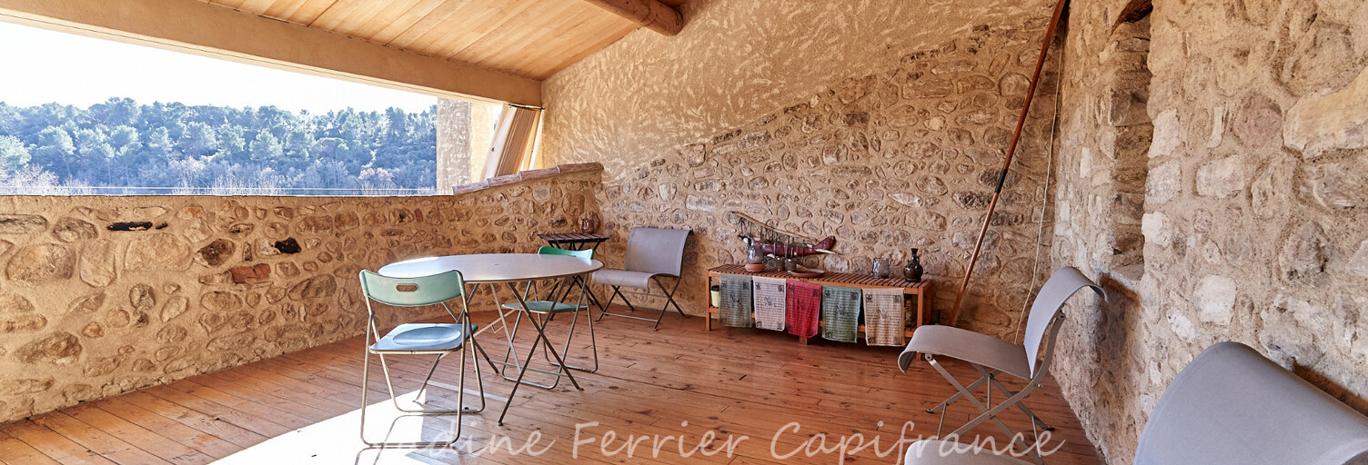 Maison 5 Pièces 215 m² à vendre à Jouques (13490)